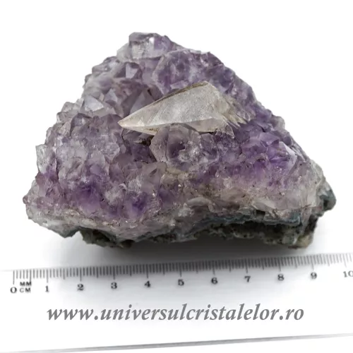 Ametist cu calcit mineral unicat m02