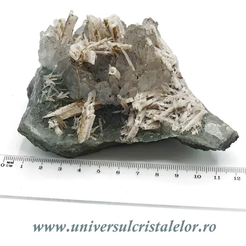 Ametist cu calcit mineral unicat m12