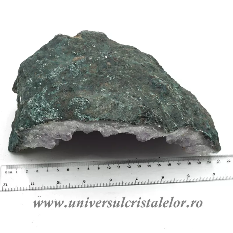 Ametist ( fragment din geoda ) Ametist ( fragment din geoda )
