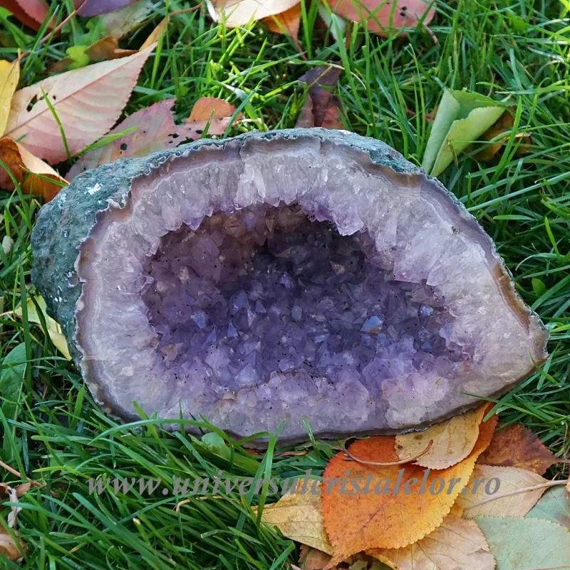 Ametist ( fragment din geoda )