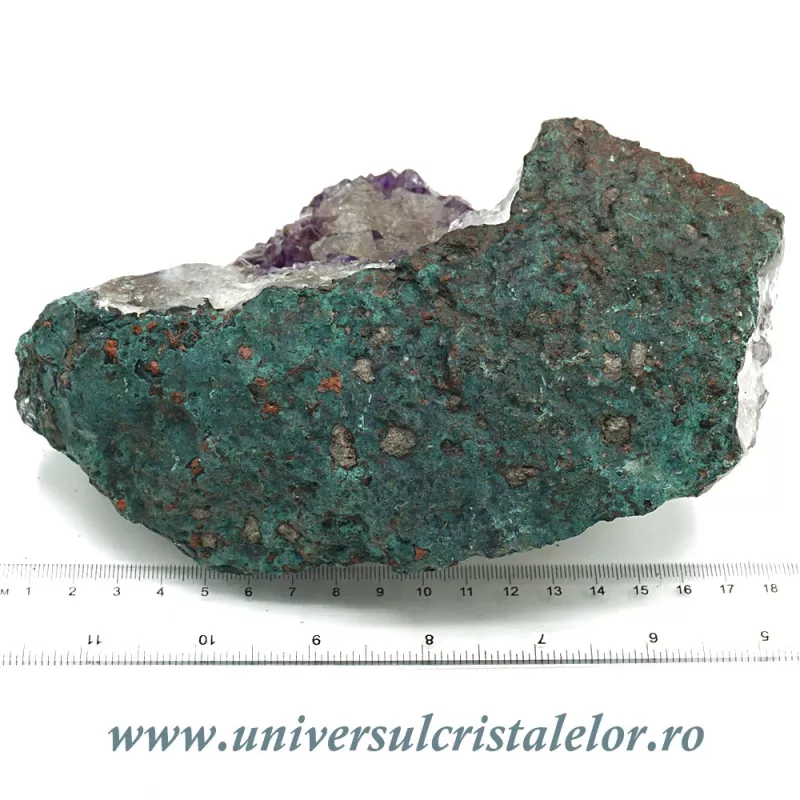 Ametist ( fragment din geoda ) Ametist ( fragment din geoda )