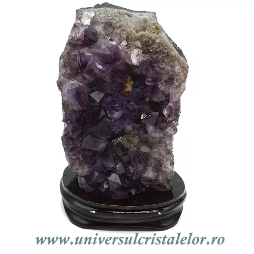 Ametist pe suport de lemn mineral unicat m03