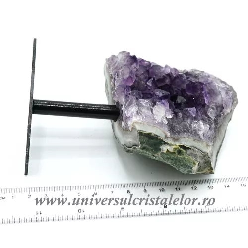 Ametist pe suport de metal mineral unicat m05