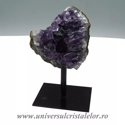 Ametist pe suport de metal mineral unicat m10 Ametist pe suport de metal mineral unicat m10