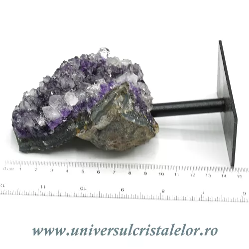 Ametist pe suport de metal mineral unicat m06