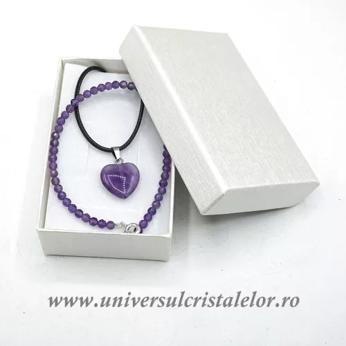 Set ametist bratara si pandantiv cu snur si cutie Set ametist bratara si pandantiv cu snur si cutie