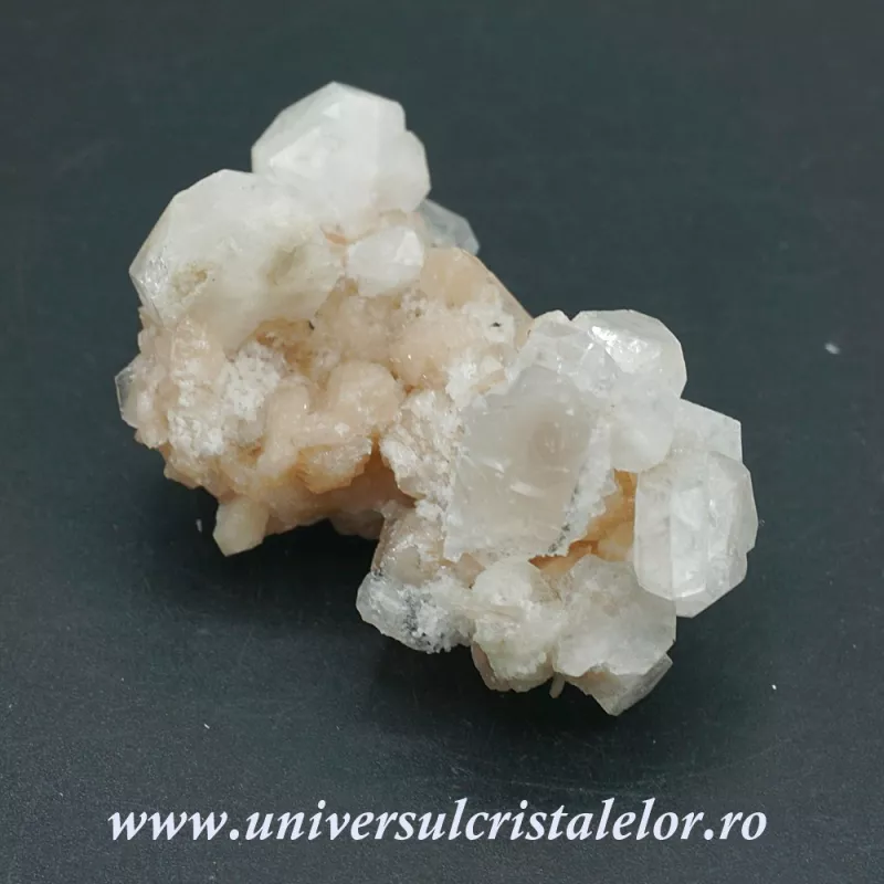 Apofilit cluster Apofilit cluster