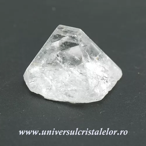 Piramida apofilit unicat m01 Piramida apofilit unicat m01