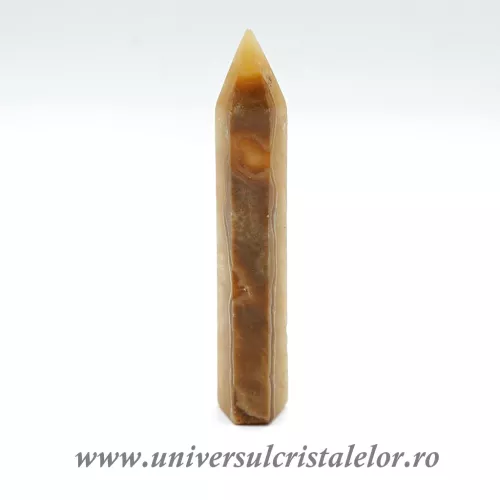 Aragonit varf cu baza m1