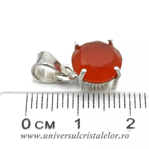 Pandantiv carneol rotund fatetat