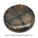 Cabochon chiastolit
