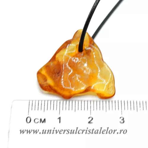 Pandantiv chihlimbar