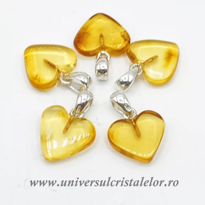 Pandantiv chihlimbar inima