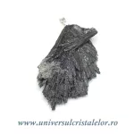 Pandantiv cianit negru Pandantiv cianit negru