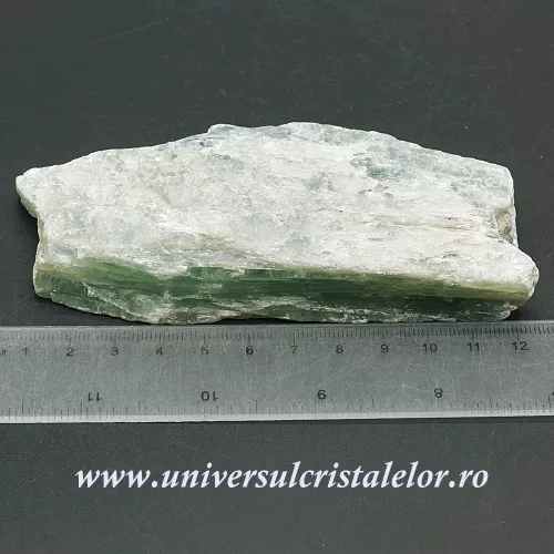 Cianit verde Cianit verde