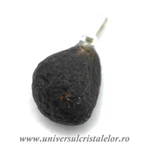 Pandantiv cintamani ( Saffordit )