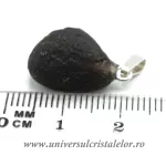 Pandantiv cintamani ( Saffordit )