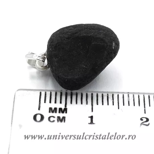 Pandantiv cintamani ( Saffordit )