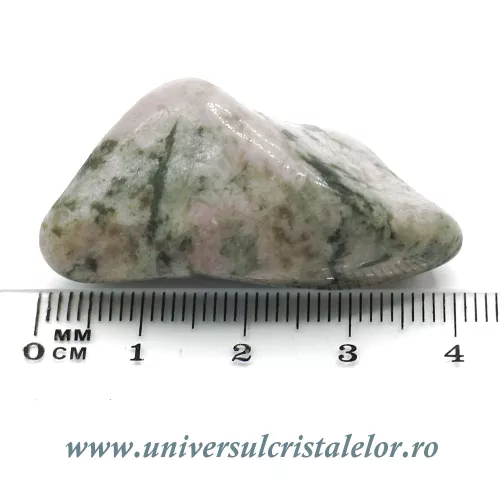 Clinozoisit piatra rulata unicat m1 Clinozoisit piatra rulata unicat m1