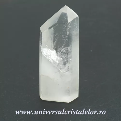 Cristal de stanca varf cu baza Cristal de stanca varf cu baza