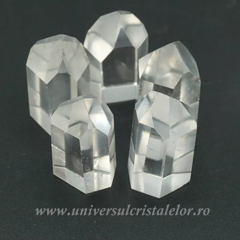 Cristal de stanca varf cu baza Cristal de stanca varf cu baza