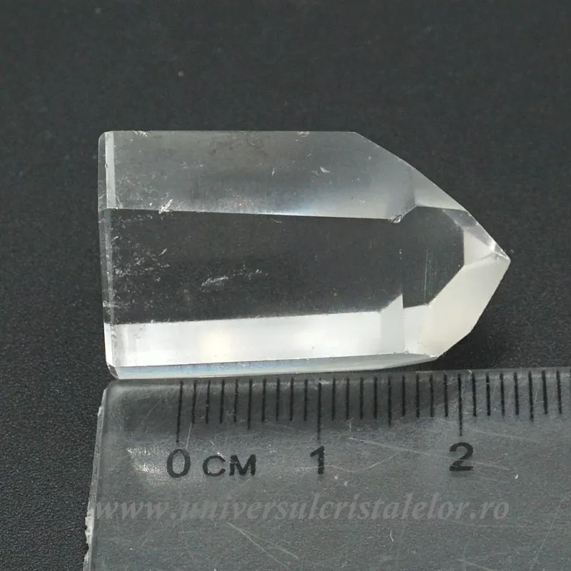 Cristal de stanca varf cu baza Cristal de stanca varf cu baza