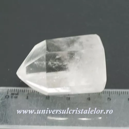 Cristal de stanca varf cu baza Cristal de stanca varf cu baza