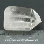 Cristal de stanca varf cu baza Cristal de stanca varf cu baza