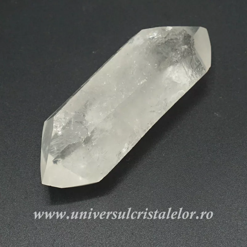 Cuart lemurian Cuart lemurian