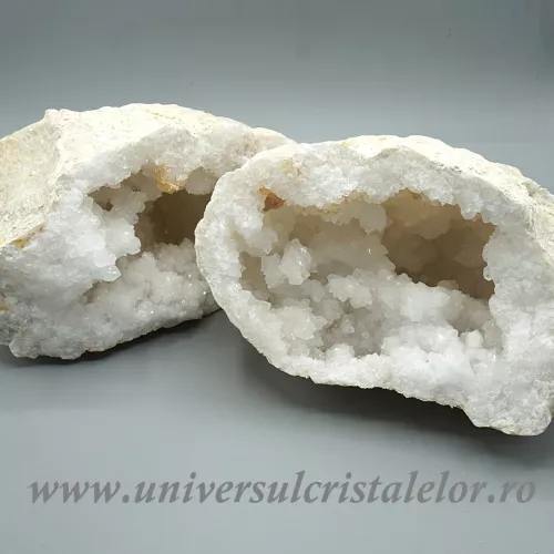 Geoda cuart alb m20 Geoda cuart alb m20