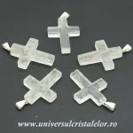 Pandantiv cristal de stanca cruciulita Pandantiv cristal de stanca cruciulita