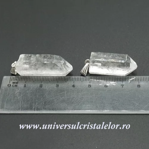 Pandantiv cristal de stanca varf natural Pandantiv cristal de stanca varf natural