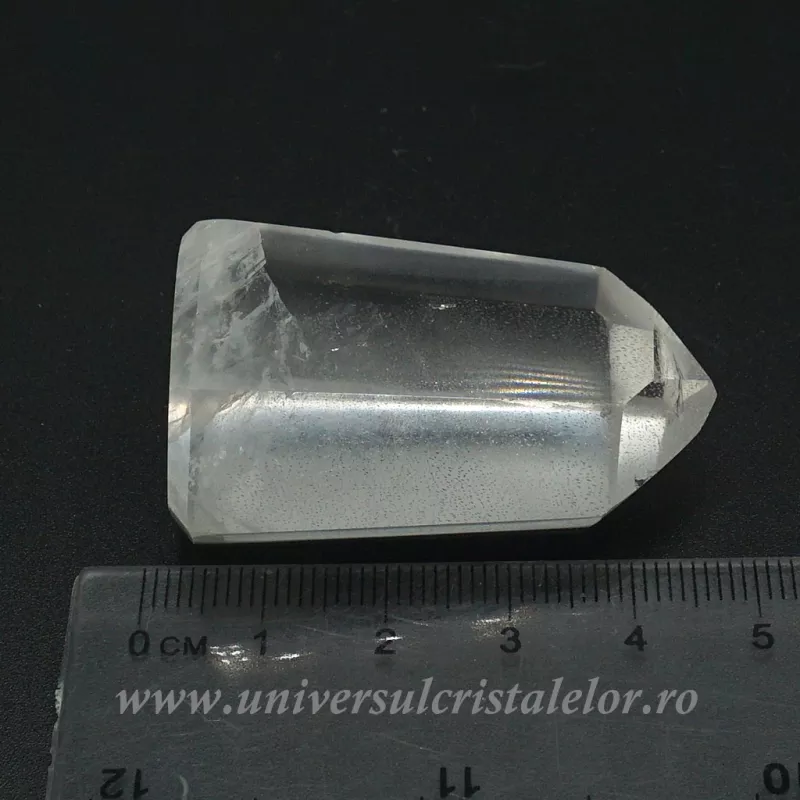 Cristal de stanca varf cu baza slefuit Cristal de stanca varf cu baza slefuit