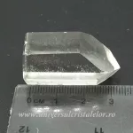 Cristal de stanca varf cu baza slefuit Cristal de stanca varf cu baza slefuit
