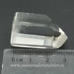 Cristal de stanca varf cu baza slefuit Cristal de stanca varf cu baza slefuit