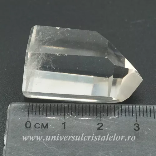 Cristal de stanca varf cu baza slefuit Cristal de stanca varf cu baza slefuit