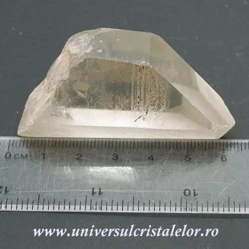 Cuart lemurian Cuart lemurian