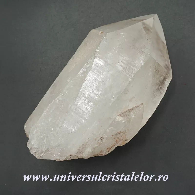 Cuart lemurian Cuart lemurian