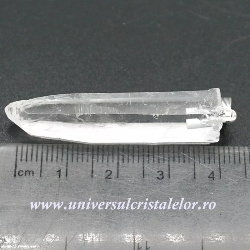 Pandantiv cristal de stanca varf lemurian Pandantiv cristal de stanca varf lemurian