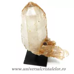 Cuart lemurian pe suport de metal Cuart lemurian pe suport de metal