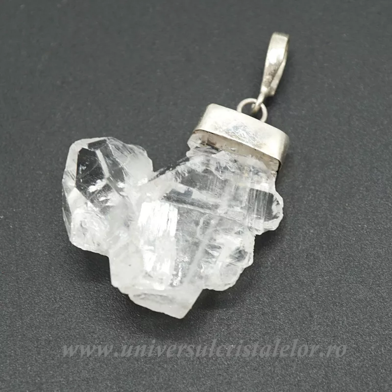 Pandantiv cuart faden