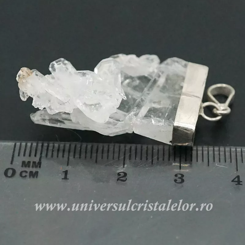 Pandantiv cuart faden