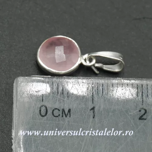 Pandantiv cuart roz rotund fatetat - 9 mm Pandantiv cuart roz rotund fatetat - 9 mm