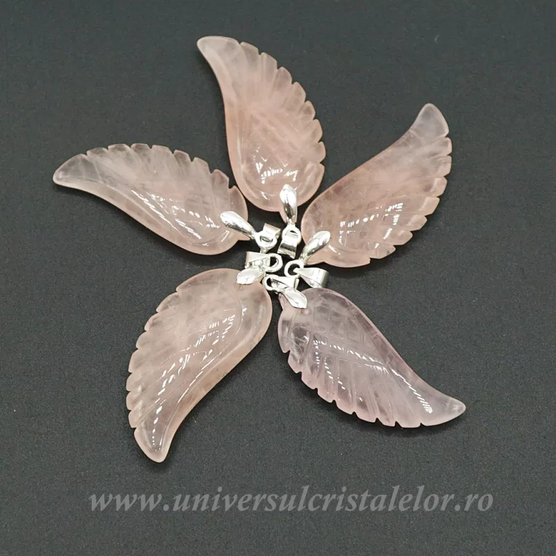 Pandantiv cuart roz aripa de inger m1