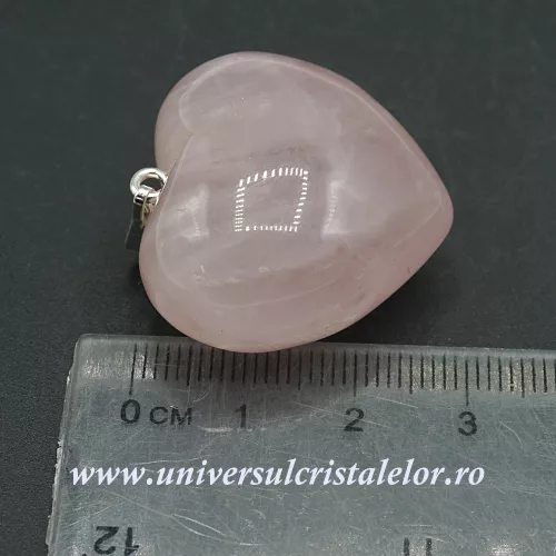 Pandantiv cuart roz inima m2 Pandantiv cuart roz inima m2