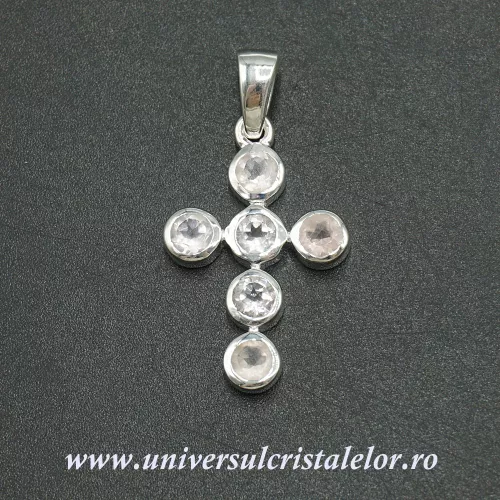 Pandantiv cuart roz cruciulita