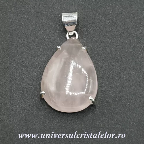 Pandantiv cuart roz Pandantiv cuart roz