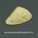 Danburit galben piatra rulata Danburit galben piatra rulata