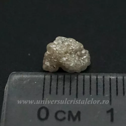 Diamant brut unicat m3