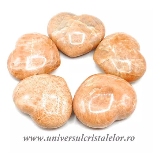 Feldspat slefuit inima Feldspat slefuit inima